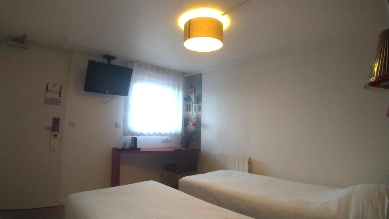 Kyriad Rouen Sud - Oissel Сент-Етьєнн-дю-Рувре Екстер'єр фото